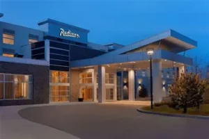 Hotels Near Calgary Airport with Free Parking 